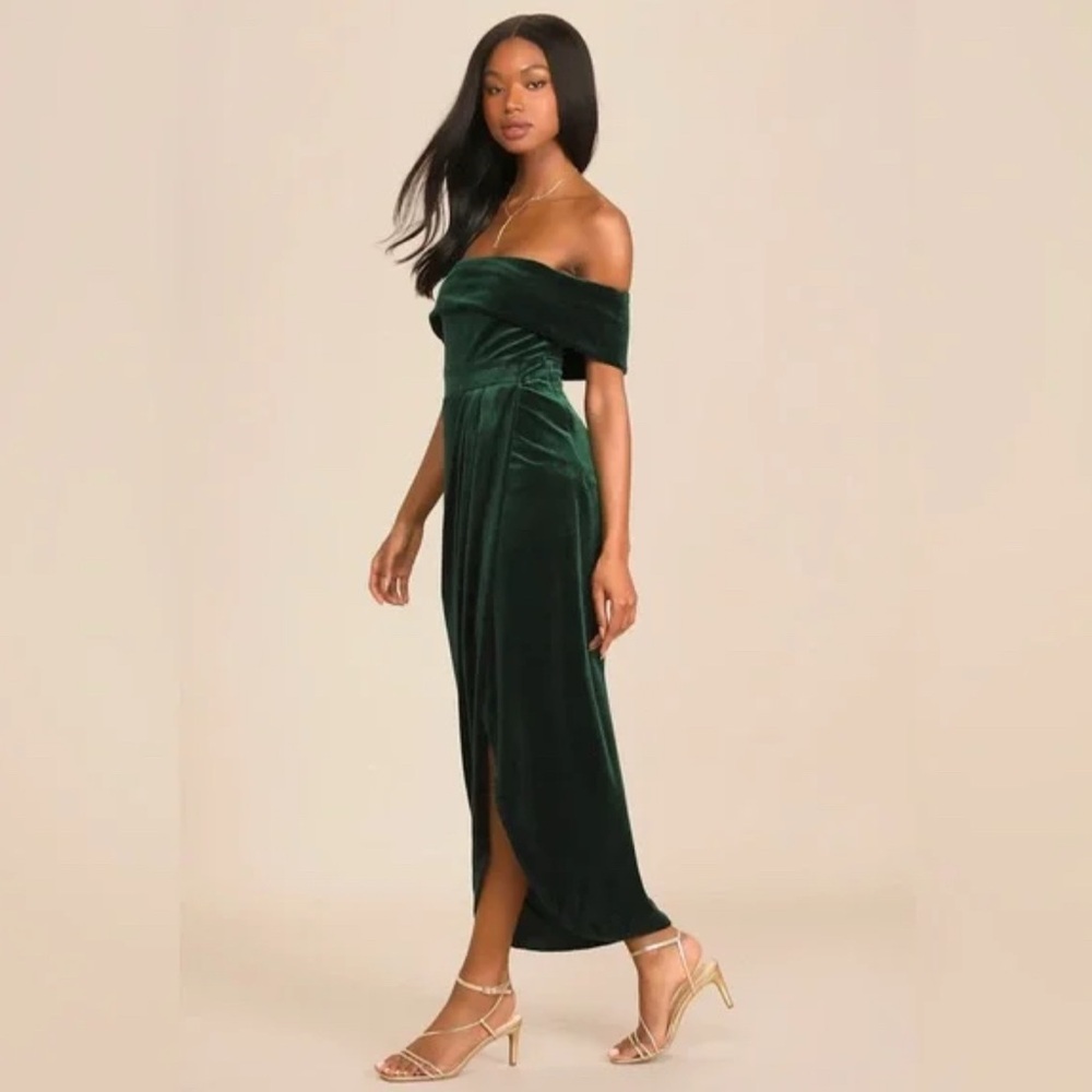 Lulus I'm Enchanted Emerald Green Velvet Off-the-Shoulder Maxi Dress, M